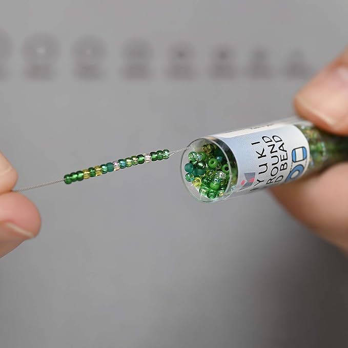 The Beadsmith Speedle Needle, 3 inches (76mm), 2 Pieces per Pack, Quickly and Efficiently Load Beads onto Your Thread, Works Best with 15/0 – 11/0 Seed Beads