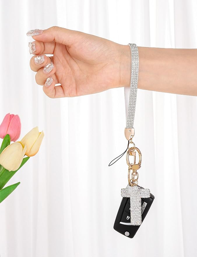 Initial Keychain for Women Girls,Bling Letter Key chain Initial with Heart,Pink Keychain Charms for Backpack Handbag