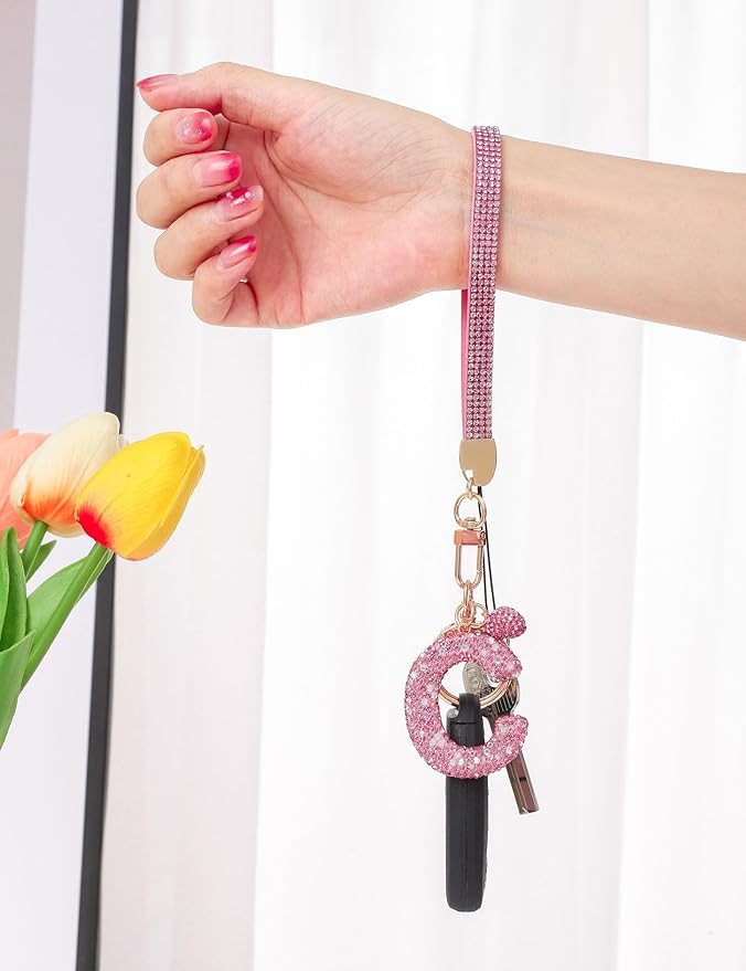 Initial Keychain for Women Girls,Bling Letter Key chain Initial with Heart,Pink Keychain Charms for Backpack Handbag