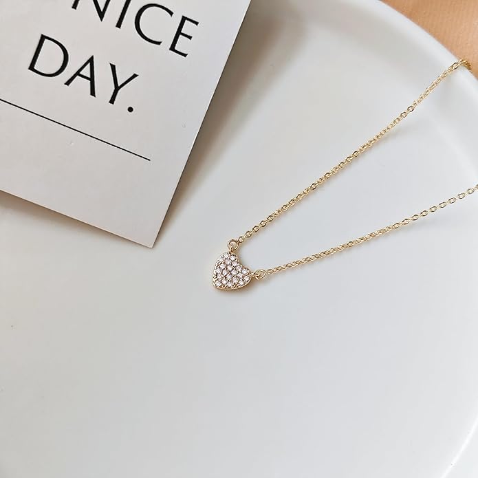 Luxval Diamond Pendant Gold Necklace for Women，Dainty 18k Gold Plated Choker Necklaces Simple Gold Jewelry Gifts for Women Girls