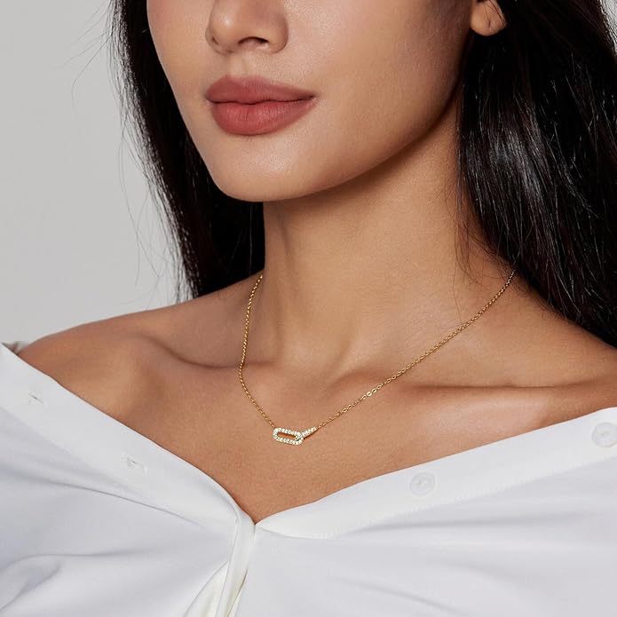 Luxval Diamond Pendant Gold Necklace for Women，Dainty 18k Gold Plated Choker Necklaces Simple Gold Jewelry Gifts for Women Girls