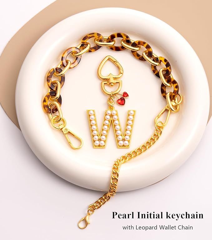 Pearl Initial Keychain with Leopard Bag Charms Wallet Chain Women Cute Alphabet Keychains Charm for Purse Handbag