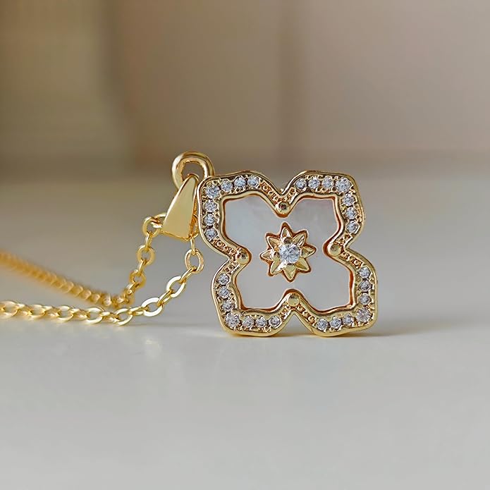 Luxval Diamond Pendant Gold Necklace for Women，Dainty 18k Gold Plated Choker Necklaces Simple Gold Jewelry Gifts for Women Girls