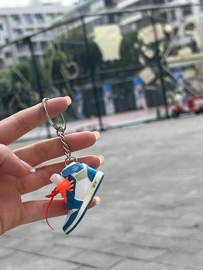 MPK 3D Mini Shoe Keychain,Sneaker Shoe lovers Keychainirthday Birthday Party Mystery Goodie Bag Prizes