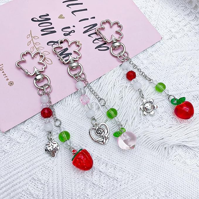 Cute Keychain Aesthetic Y2K Keychain Accessories Heart Butterfly Strawberry Bear Key Chain for Keys Bags Women Gifts