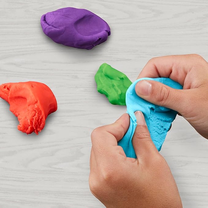 Play Doh Bulk Handout 42-Pack of 1-Ounce Modeling Compound Cans, Christmas Stocking Stuffer Gifts, Prizes, & Party Favors, Kids Arts & Crafts, Preschool Toys, Ages 2+ (Amazon Exclusive)