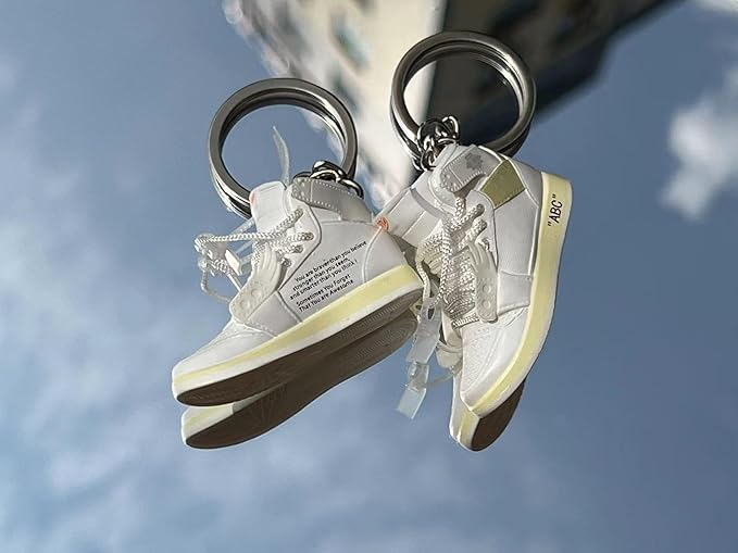 MPK 3D Mini Shoe Keychain,Sneaker Shoe lovers Keychainirthday Birthday Party Mystery Goodie Bag Prizes