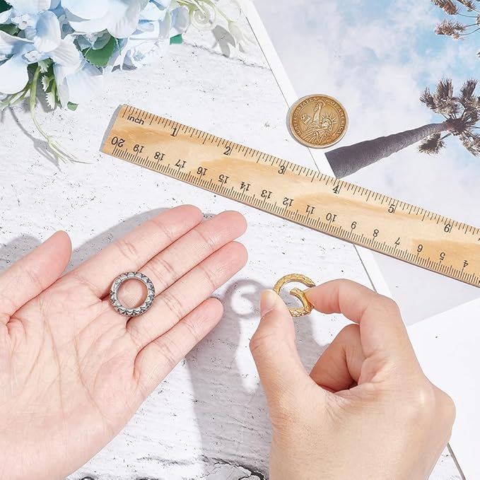 UNICRAFTALE 2Pcs 2 Colors 304 Stainless Steel Spring Gate & Round Rings Golden Spring Snap Clip Hooks Antique Silver Split Rings Keyring Buckle for Jewelry Making