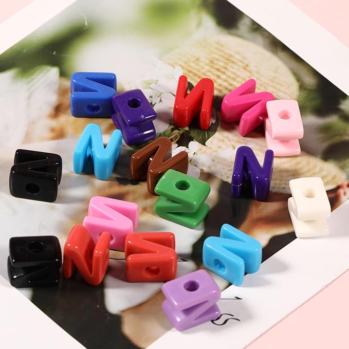 40 PCS Letter Beads 3D Acrylic 21mm x 15mm N Loose for Jewelry Making Bracelet Necklaces Keychain Phone Bag Chain Key Chains(Mixed Color N)