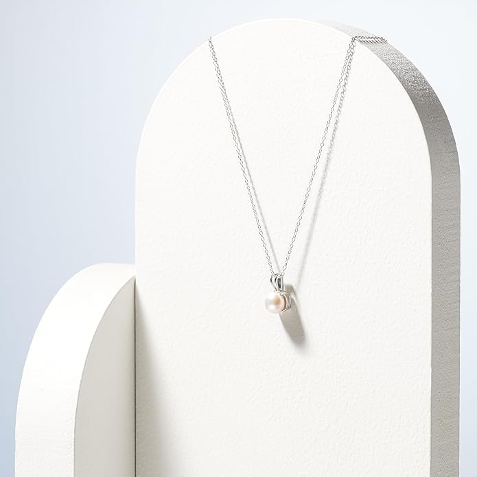 Amazon Essentials Sterling Silver Round Cut Birthstone Pendant Necklace 18"