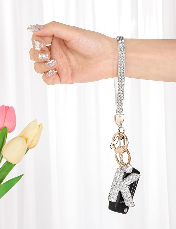 Initial Keychain for Women Girls,Bling Letter Key chain Initial with Heart,Pink Keychain Charms for Backpack Handbag