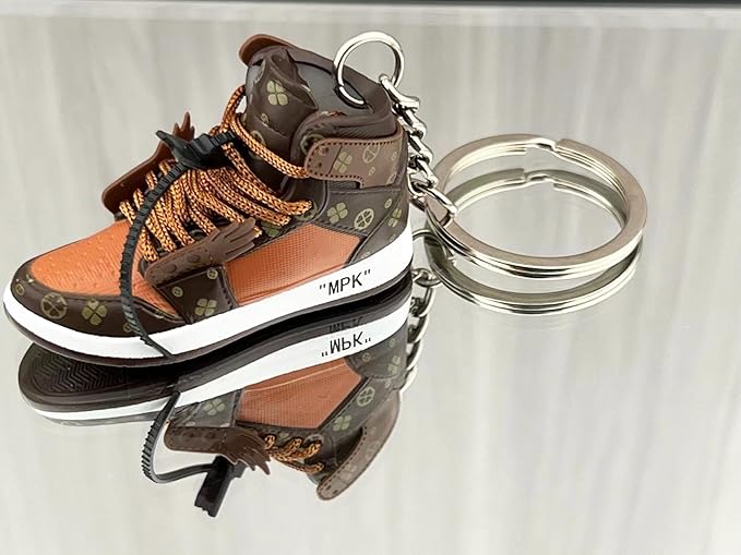 MPK 3D Mini Shoe Keychain,Sneaker Shoe lovers Keychainirthday Birthday Party Mystery Goodie Bag Prizes
