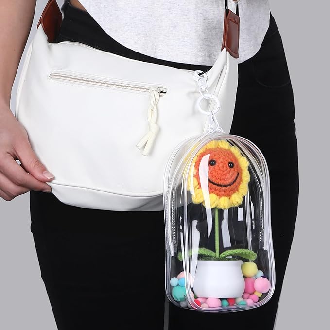 Clear Keychain Pouch, Keychain Figure Display Case for 17cm Doll, Waterproof Hanging Figure Display Bag with Keychains Mini Small Clear Makeup Zipper Pouches Bag Closure for Blind Box Dolls Collection