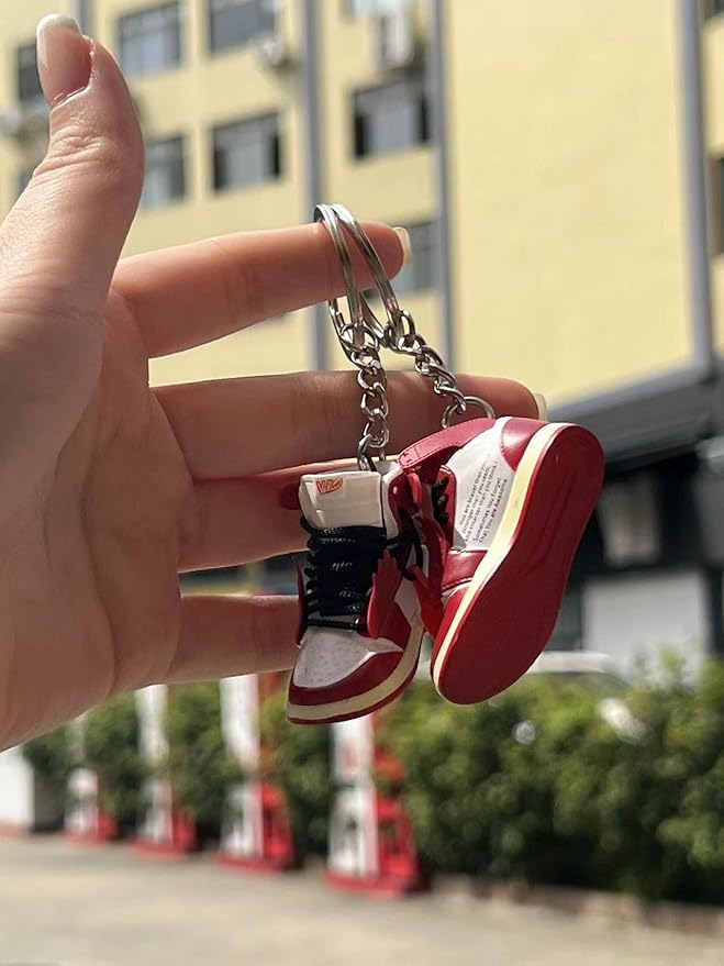 MPK 3D Mini Shoe Keychain,Sneaker Shoe lovers Keychainirthday Birthday Party Mystery Goodie Bag Prizes