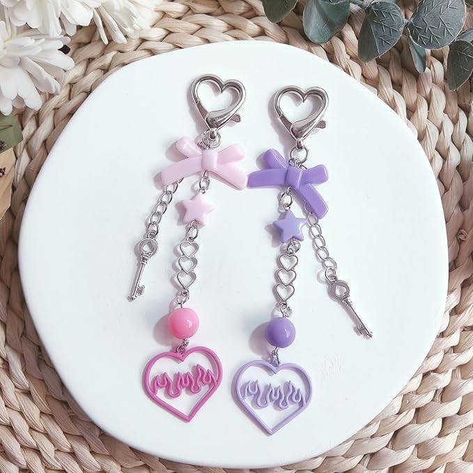 Cute Keychain Aesthetic Y2K Keychain Accessories Heart Butterfly Strawberry Bear Key Chain for Keys Bags Women Gifts
