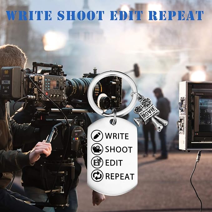 PLITI Filmmaker Keychain Movie Camera Charm Film Director Gifts Filmmaker Gifts for Friend