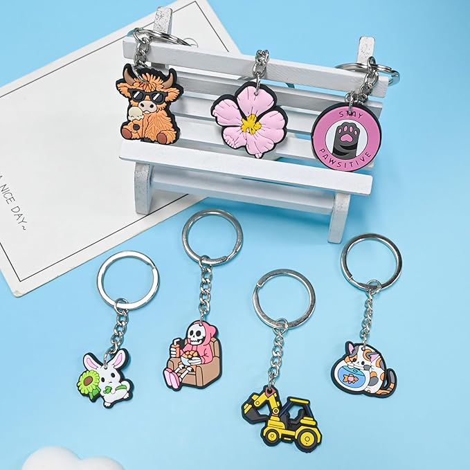 30-200P Cute Keychains for Backpacks Bulk Keychain Charms Decor Bag Accessories Keyring Random Different Key Chains