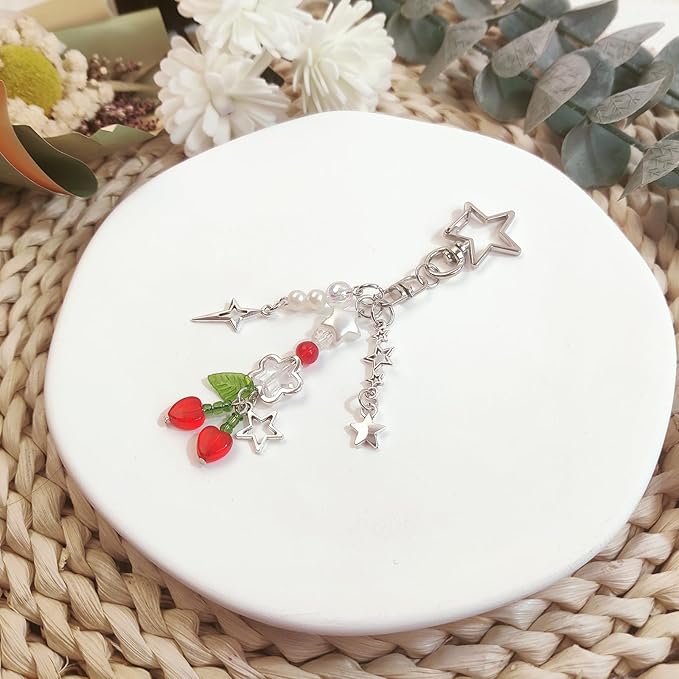 Cute Keychain Aesthetic Y2K Keychain Accessories Heart Butterfly Strawberry Bear Key Chain for Keys Bags Women Gifts