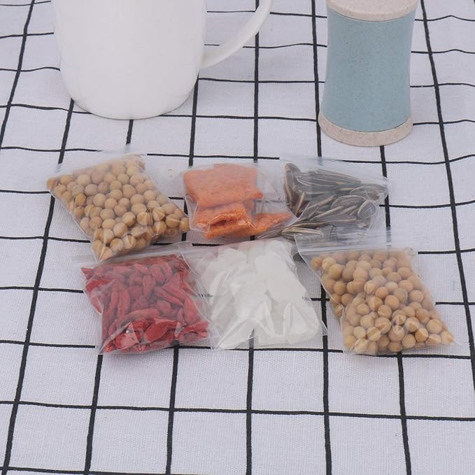 APQ Clear Plastic Reclosable Zipper Bags, 4 x 4 Inches. Pack of 1000 Reclosable Plastic Bags with Zipper Closure. 2 Mil Plastic Jewelry Bags. Waterproof Reclosable Zip Bags for Industrial Use