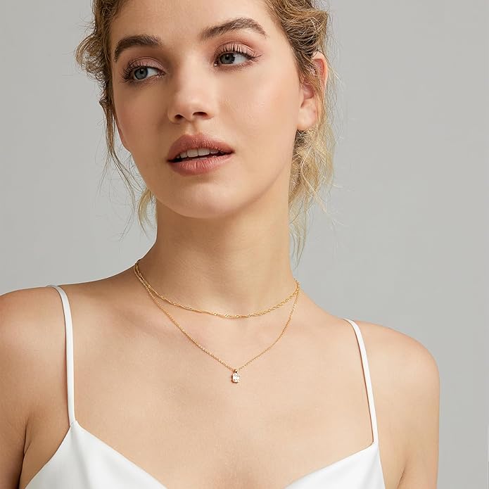 Luxval Diamond Pendant Gold Necklace for Women，Dainty 18k Gold Plated Choker Necklaces Simple Gold Jewelry Gifts for Women Girls