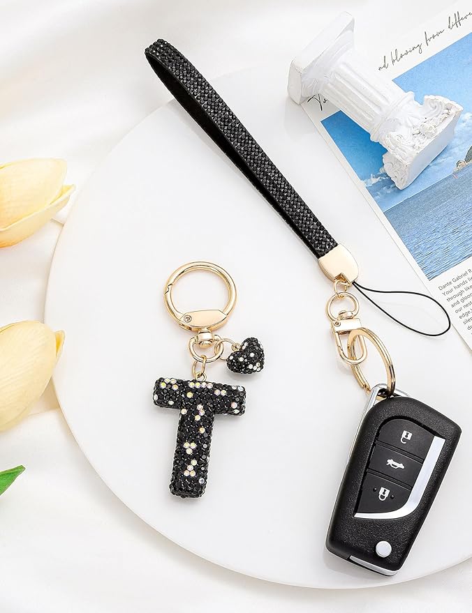 Initial Keychain for Women Girls,Bling Letter Key chain Initial with Heart,Pink Keychain Charms for Backpack Handbag