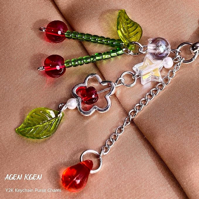Novelty keychains Aesthetic Y2K Keychain Charms Stylish Keychains Accessories for Women Bag Purse Gifts