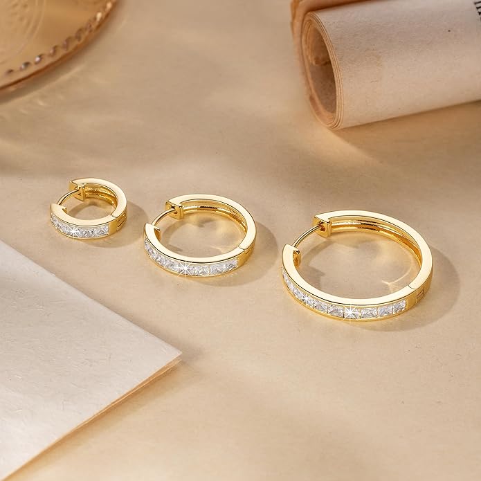 CHLOÉ LOVETT Gold Earrings 14K Gold Hoop Earrings for Women Diamond Hoop Earrings for Womens Earrings Dazzling Square Cubic Zirconia Gold Huggie Hoop Earrings 13mm 25mm