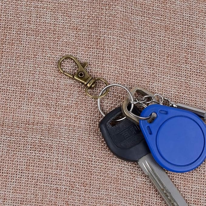 100PCS Keychain Hooks with Key Rings,.Metal Swivel Lobster Claw Clasps, for Keychain Clip Lanyard, Jewelry Making, Crafts (Green Bronze)