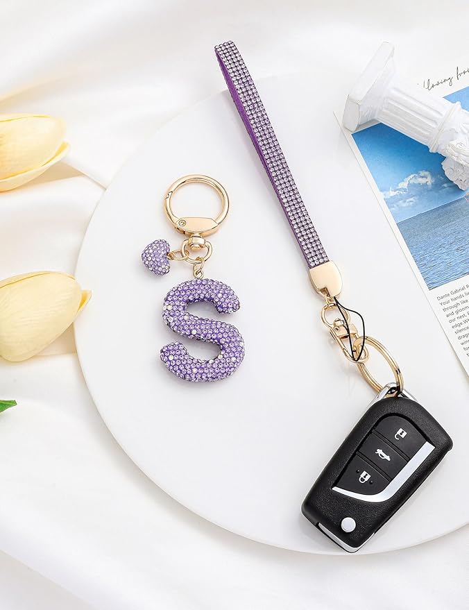 Initial Keychain for Women Girls,Bling Letter Key chain Initial with Heart,Pink Keychain Charms for Backpack Handbag