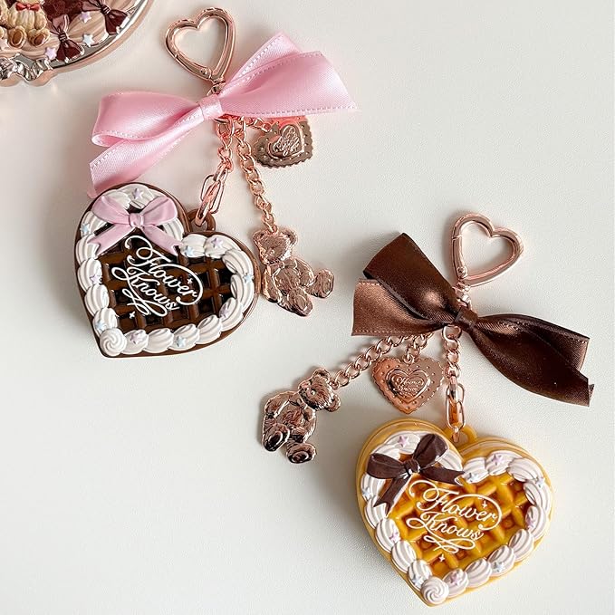 Flower Knows The Sweetie Bear Collection Setting Powder,Cute Bag Charms Purse Keychain,Makeup & Setting Compact and Puff Pressed Powder,Pore Blurring Backed,Gift for Women,0.09 Oz(02 Cookie)