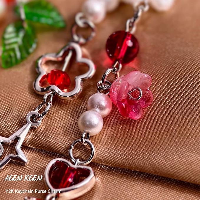 Novelty keychains Aesthetic Y2K Keychain Charms Stylish Keychains Accessories for Women Bag Purse Gifts