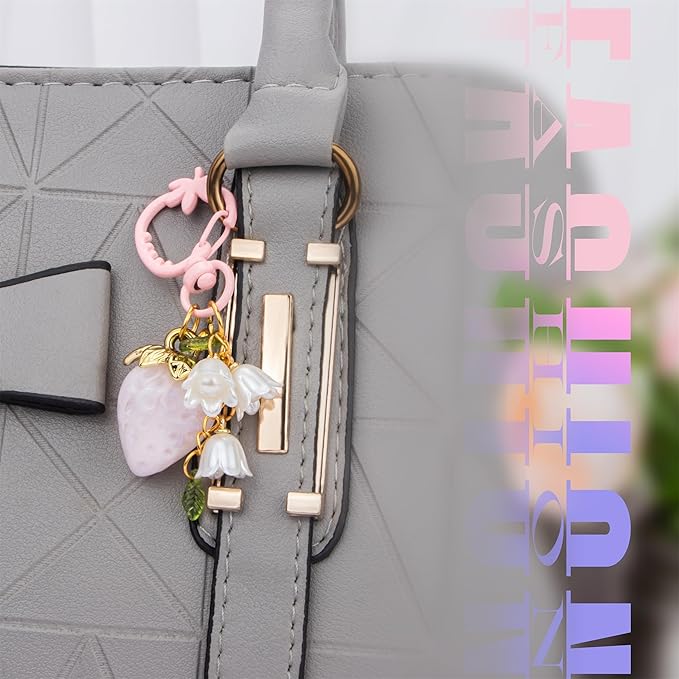 Wikavanli Cute Strawberry Keychain,Bag Charms,Kawaii Heart Flower Daisy Key chains Accessories Decor for Women Girls Purse