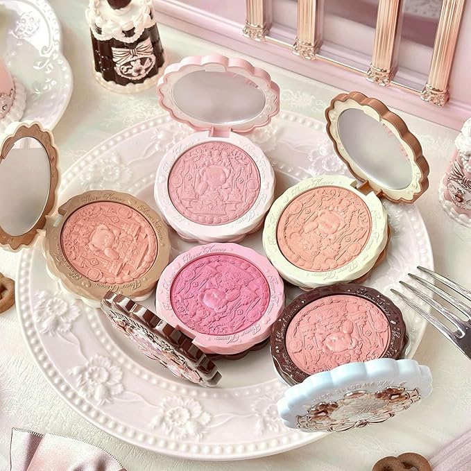 Flower Knows The Sweetie Bear Collection Silk Satin Blush,Shimmery Peach Pink Powder Blush for Cheeks,Buildable & Blendable Face Makeup,Soft Long-Lasting for Women & Girls,0.18 Oz(02 Garden Picnic)