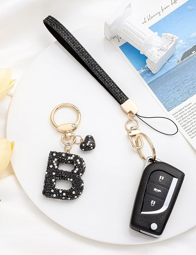 Initial Keychain for Women Girls,Bling Letter Key chain Initial with Heart,Pink Keychain Charms for Backpack Handbag