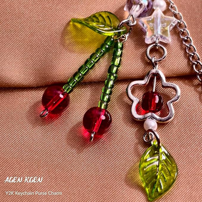 Novelty keychains Aesthetic Y2K Keychain Charms Stylish Keychains Accessories for Women Bag Purse Gifts