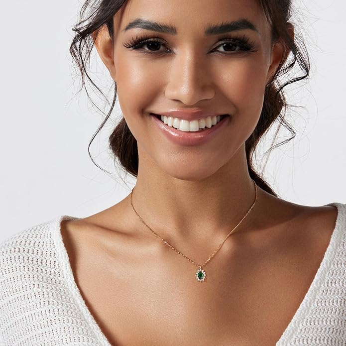 Luxval Diamond Pendant Gold Necklace for Women，Dainty 18k Gold Plated Choker Necklaces Simple Gold Jewelry Gifts for Women Girls