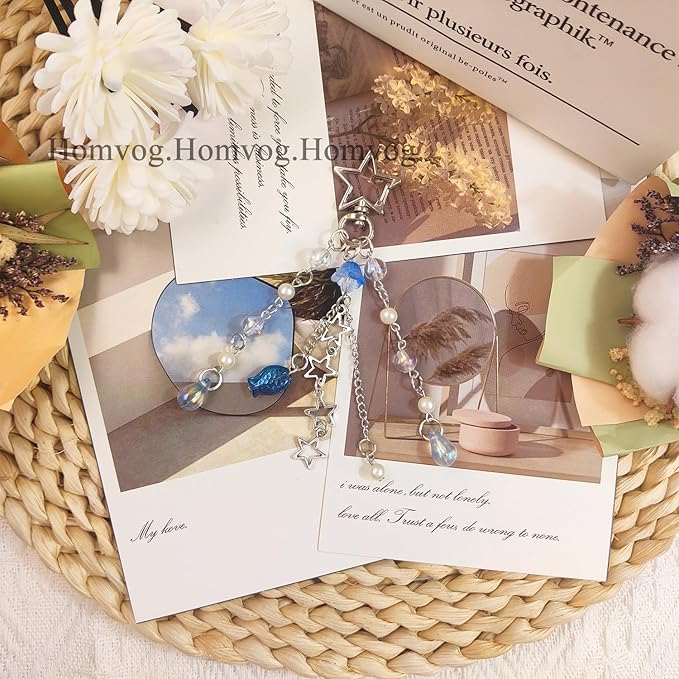Cute Keychain Aesthetic Y2K Keychain Accessories Heart Butterfly Strawberry Bear Key Chain for Keys Bags Women Gifts