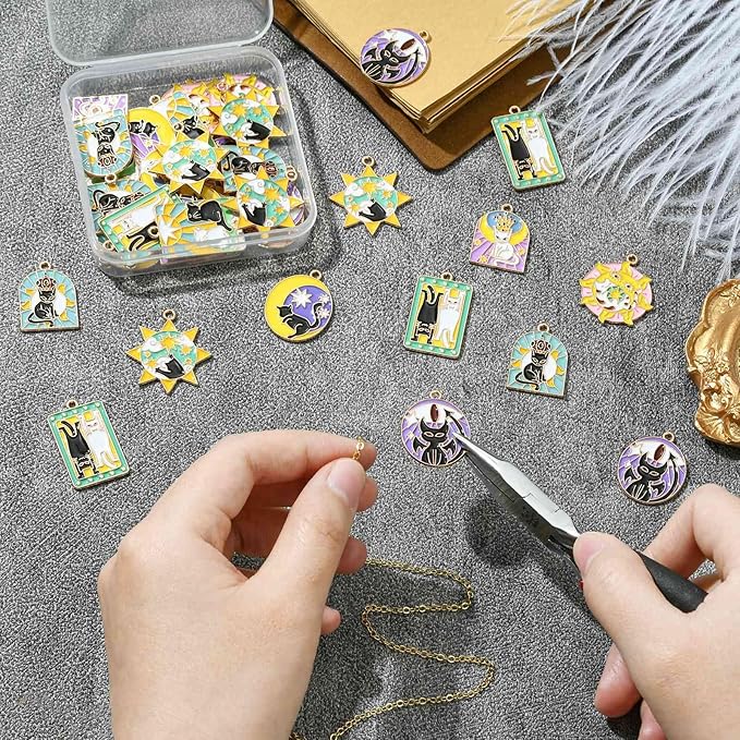 Stiesy 40 Pcs 8 Styles Alloy Enamel Black White Cat Tarot Card Charm Pendant Sun Shape Divination Amulet Metal Charms Pendants Bulk for Bracelet Jewelry Making Crafting DIY Decor
