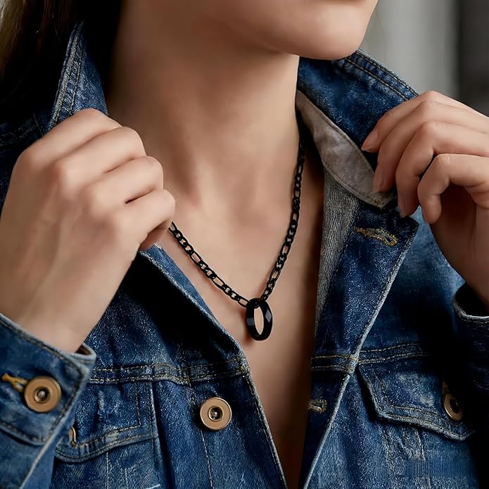 LAOLINTUS Matching Necklace for Couples Necklace Gifts for Women, Valentine’s Day Engagement Gifts for Her, Silver and 18K Gold Plated Figaro Chain for Girlfriend Wife with Double Ring