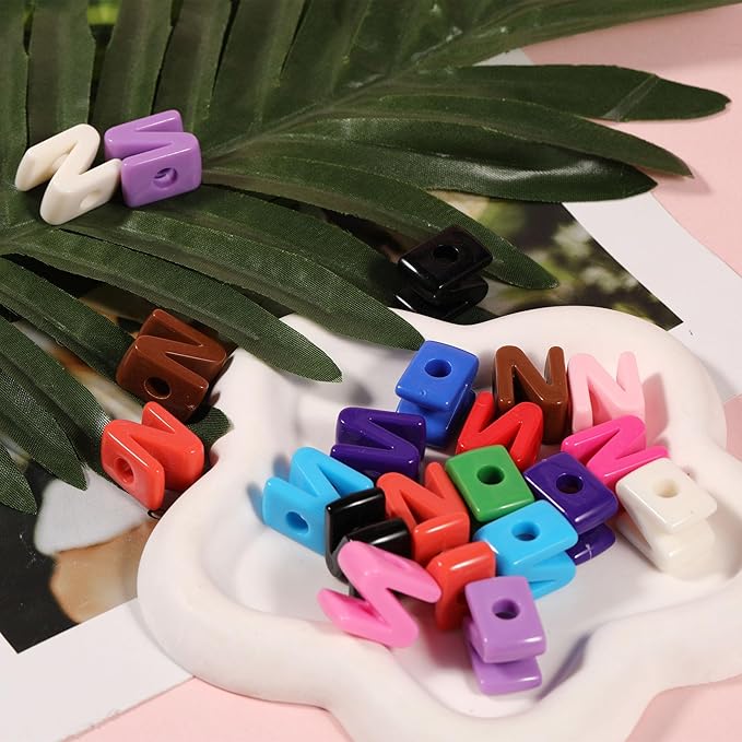 40 PCS Letter Beads 3D Acrylic 21mm x 15mm N Loose for Jewelry Making Bracelet Necklaces Keychain Phone Bag Chain Key Chains(Mixed Color N)