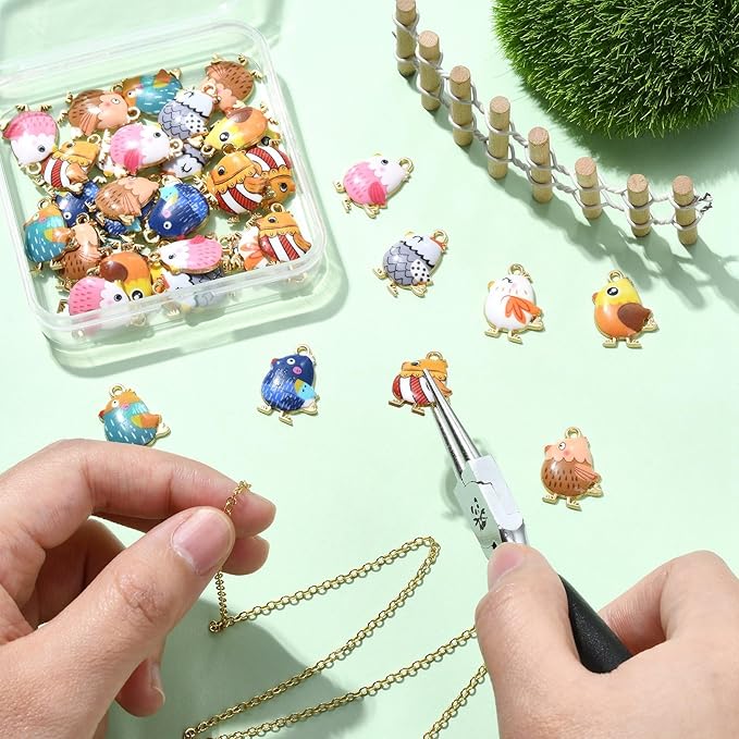 Stiesy 40 Pcs 8 Colors Enamel Colorful Printed Chick Charms Cute Farm Animal Alloy Pendant Charm Bulk for Jewelry Making DIY Necklace Bracelet Crafting