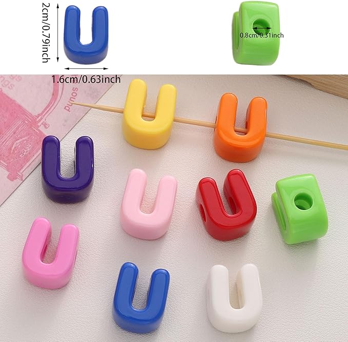 40 PCS Letter Beads 3D Acrylic 21mm x 16mm U Loose for Jewelry Making Bracelet Necklaces Keychain Phone Bag Chain Key Chains(Mixed Color U)
