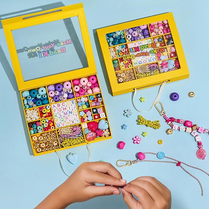 HolidayQbee DIY Bead Keychain Making Kit for Kids Beaded Bag Charm Kit Alphabet Beads Muti-Colorful Heart Pony Bead for Key Chain Making Kit Bag Charm Making Kit Gifts for Boy Girls