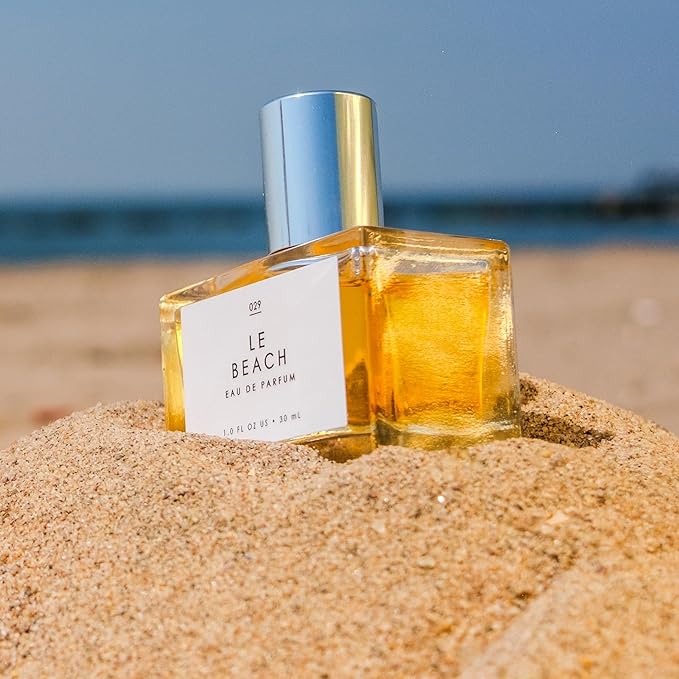 Le Monde Gourmand Le Beach Spray Eau de Parfum - Vanilla, Coconut Water, Ylang-Ylang and Jasmine Perfume Notes -1 fl oz (30 ml)