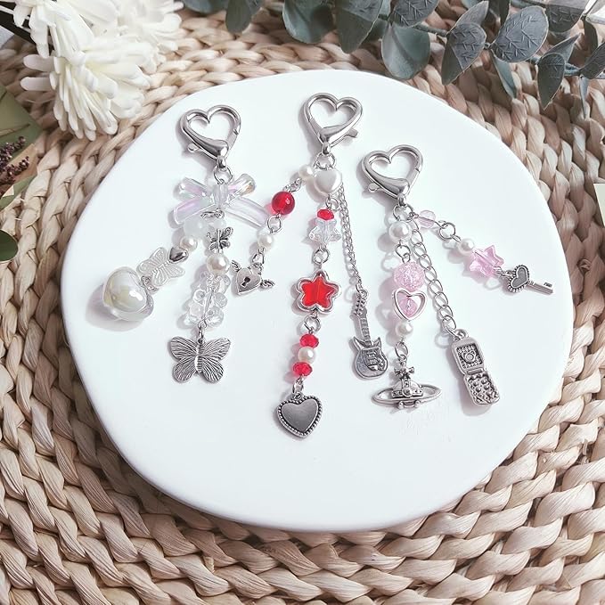 Cute Keychain Aesthetic Y2K Keychain Accessories Heart Butterfly Strawberry Bear Key Chain for Keys Bags Women Gifts