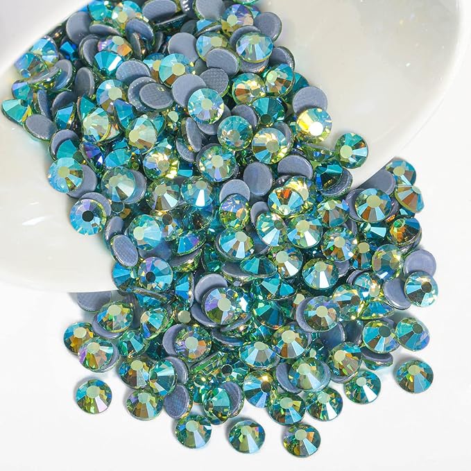 Beadsland Hotfix Rhinestones, 2880pcs Flatback Crystal Rhinestones for Crafts Clothes DIY Decorations,Peridot AB, SS8, 2.3-2.5mm