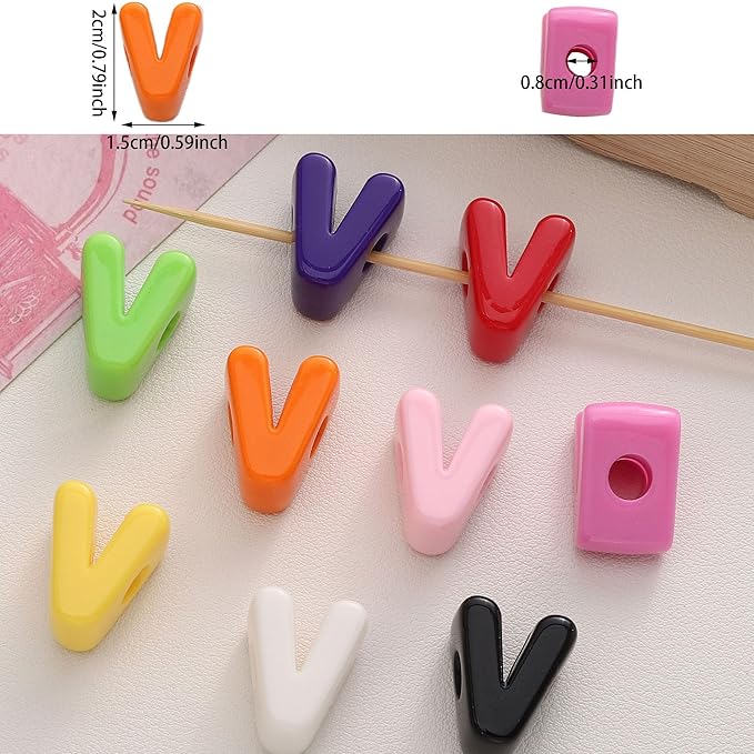 40 PCS Letter Beads 3D Acrylic 21mm x 15mm V Loose for Jewelry Making Bracelet Necklaces Keychain Phone Bag Chain Key Chains(Mixed Color V)