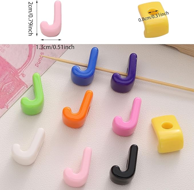 40 PCS Letter Beads 3D Acrylic 21mm x 13mm J Loose for Jewelry Making Bracelet Necklaces Keychain Phone Bag Chain Key Chains(Mixed Color J)