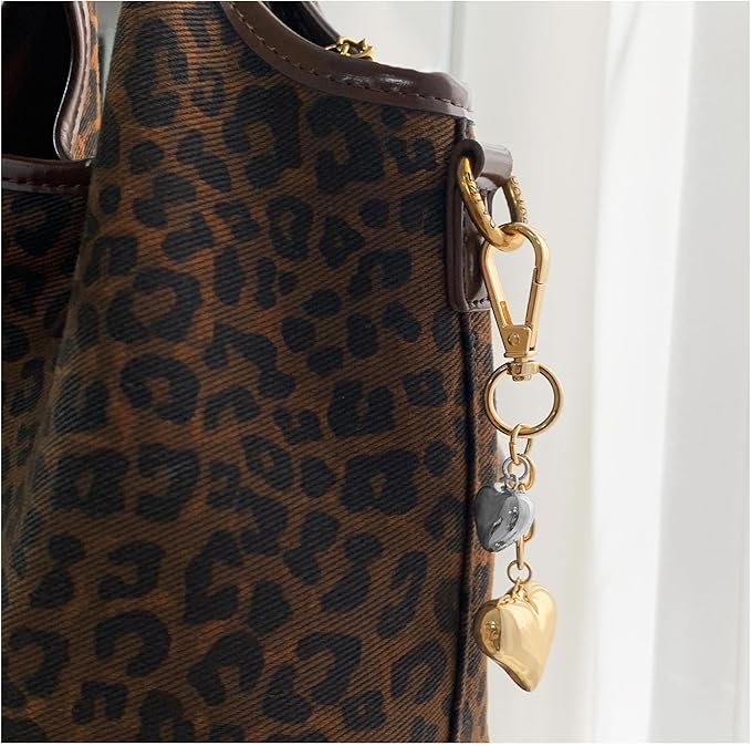 Heart KeyChain for Women Bagchain Gold Silver Fashion Keychains Accessories