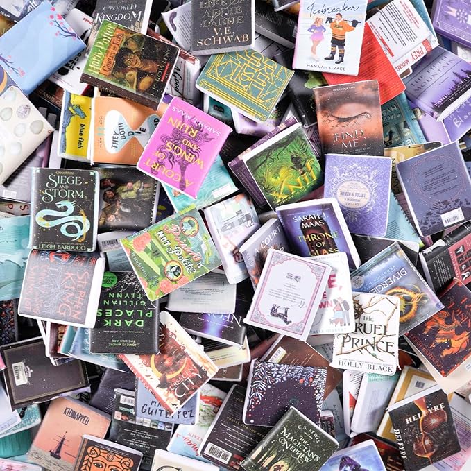 300 Pcs Mini Books Sets, Miniature Book Model for Anxiety Bookshelf, 1:12 Mini Dollhouse Accessories for DIY Creative Decorations